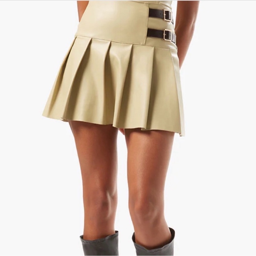 WeWoreWhat Vegan Leather Oat Tan Mini Skort with Buckle Detail